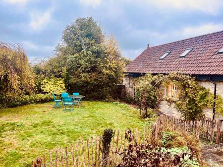 PHOTO-2025-10-21-14-