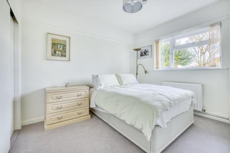 Primrose Corner, Str