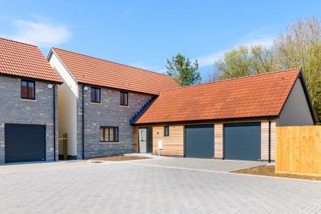 FC9E1394-2ED6-4E21-9