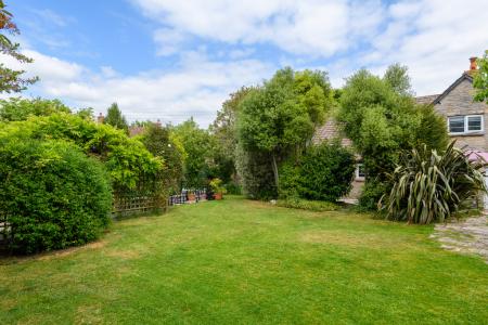 32B2A14A-2FBA-4610-B