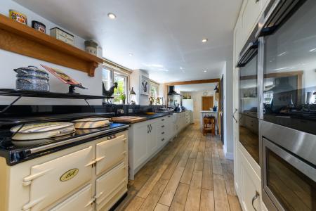 1FD1BC69-E3D2-4EB3-A