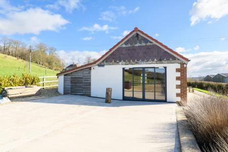 aTEK HiRes 250227 04