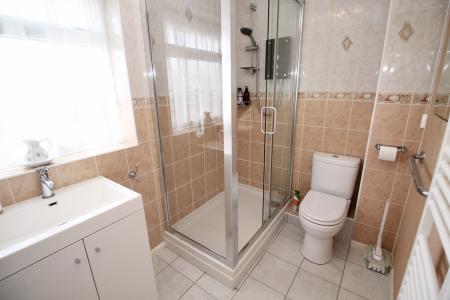 Family Shower room