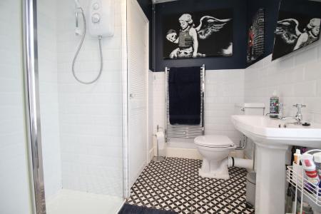 Family Shower Room
