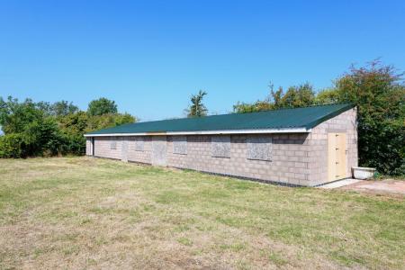 Outbuilding offer in
