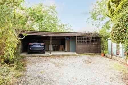 Parking/Car Port