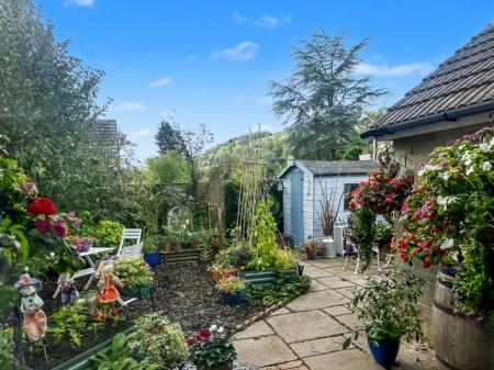 D09E1B26-84E0-4D27-B