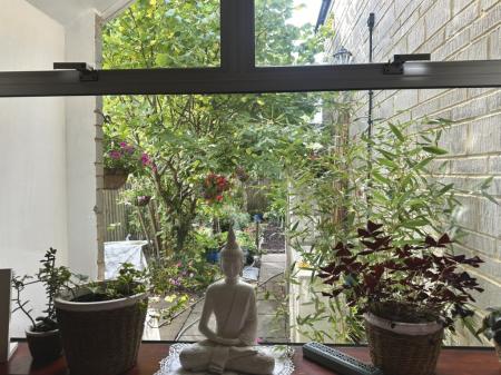 3289BB57-1655-4846-9