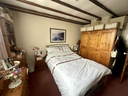 55EF7C52-9DC5-4349-A