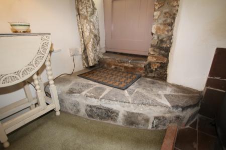 Internal stone step