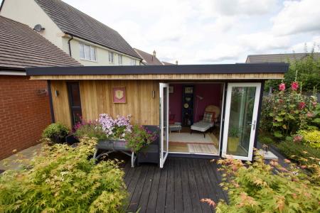 Garden office/studio