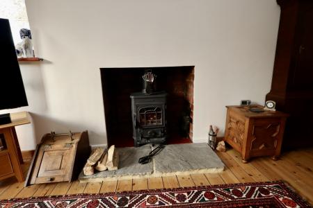 Sitting room firepla