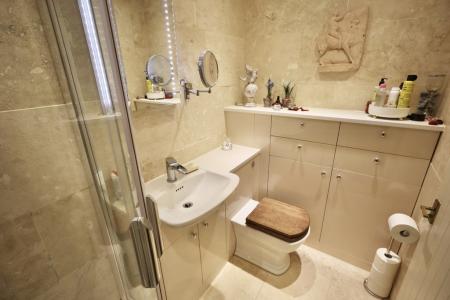Ensuite shower room