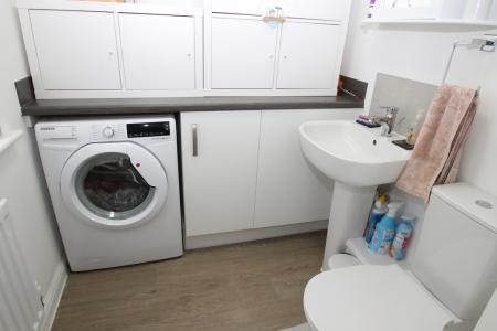 Cloakroom / utility