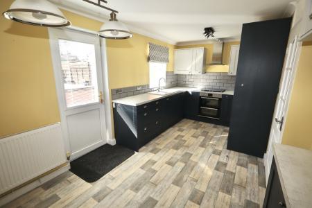 Kitchen / dining roo