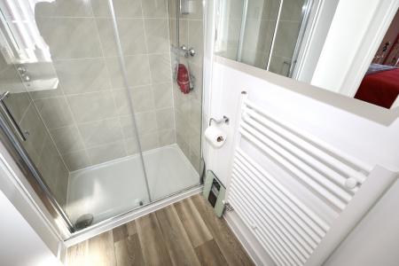 Ensuite shower room