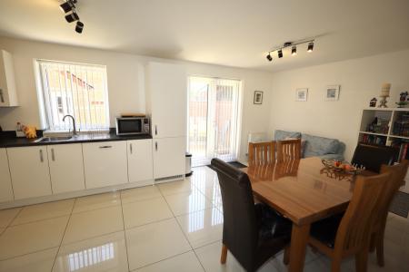 Kitchen dining room