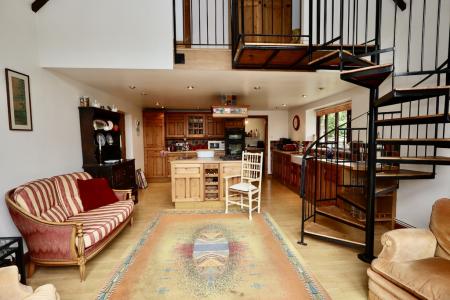 Mezzanine landing ab