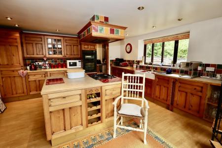 Dining kitchen
