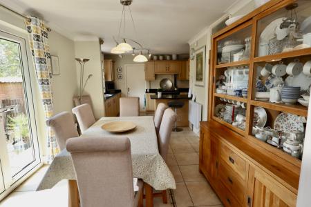 Kitchen diner