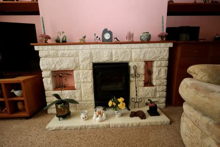 Sitting room firepla
