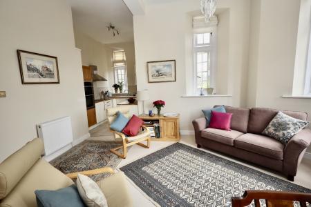 Sitting room through