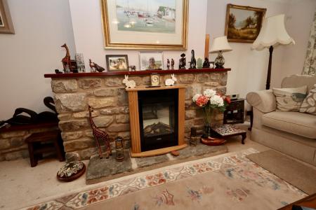 Sitting room feature