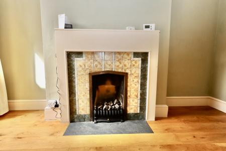 Dining room fireplac