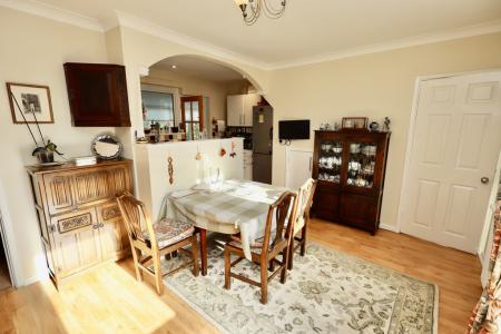 Kitchen diner