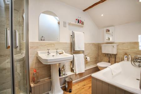 En Suite Bathroom