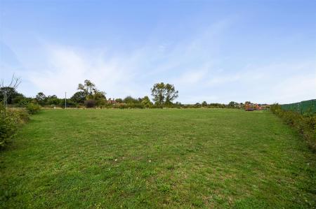 GREENSWARD TO FRONT