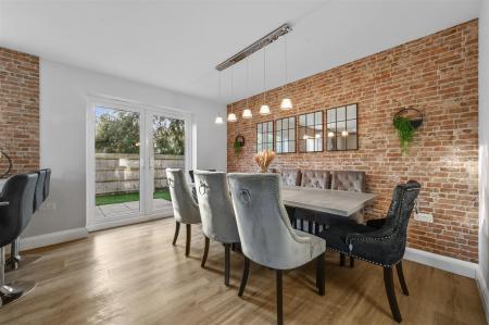KITCHEN DINING ROOM