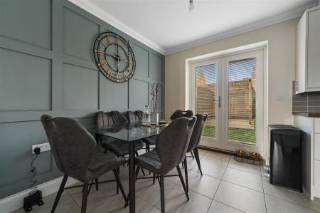 KITCHEN DINING ROOM