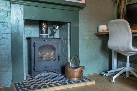 LOG BURNER