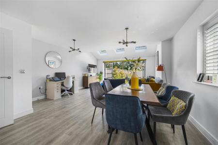 OPEN PLAN LIVING