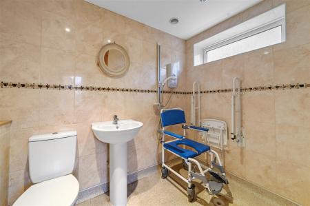 DOWNSTAIRS WET ROOM