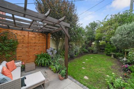 GARDEN