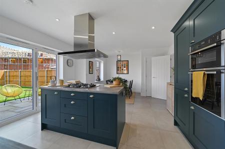 PT-ROSE-LawfordGreen-17.jpg