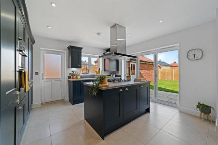 PT-ROSE-LawfordGreen-16.jpg