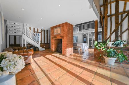 Main Reception Room (Sitting)