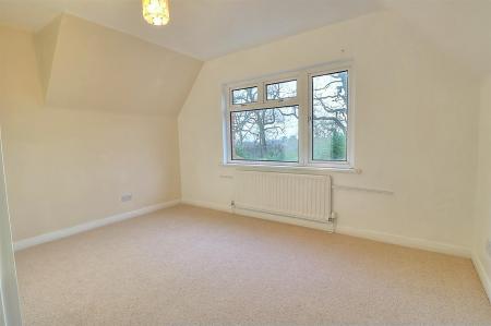 Corinthian Road 39 Bed 2 (Custom).jpg