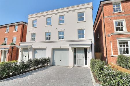 Woodhill 8 Front 1 (Custom).jpg