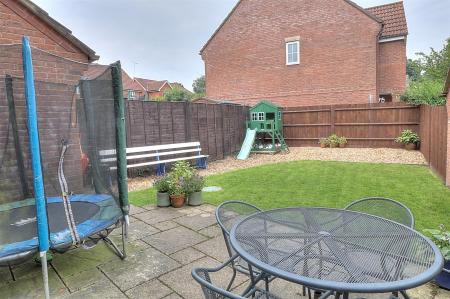 Hemlock Way 12 Rear Gdn (Custom).jpg