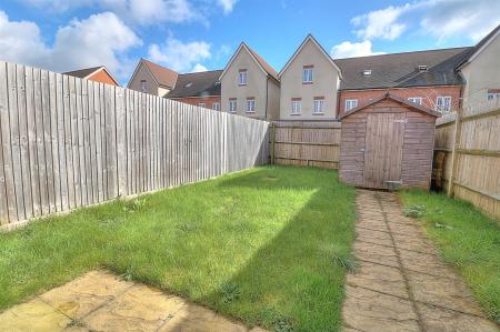 Conduct Gardens 30 Rear Gdn (Custom).jpg