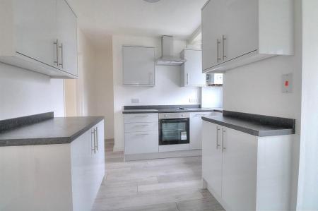 Oakmount Road 60 Kitch 2.jpg