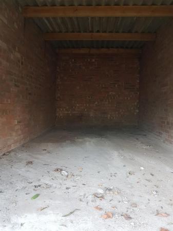 Garage 48 Avon.jpg