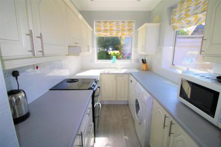 kitchen 2.JPG