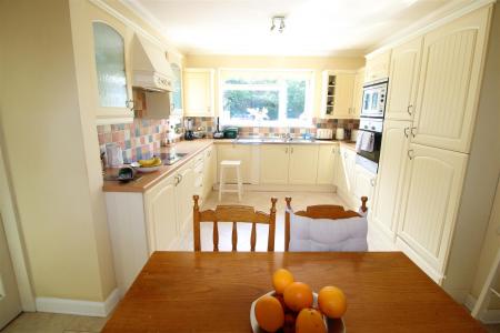 Kitchen Breakfast Room