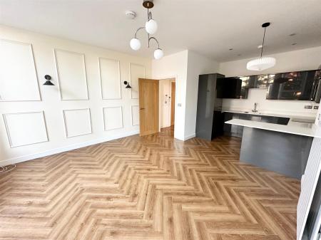 Open Plan Lounge Kitchen
