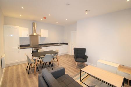 Lounge/ Kitchen